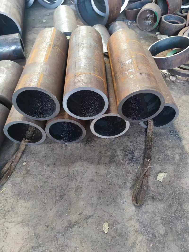 永宁永宁永宁12Cr1MovG无缝钢管切割